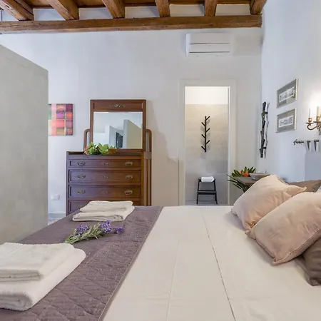 Gaetanotrezza14 By Reasy&busy Apartmán